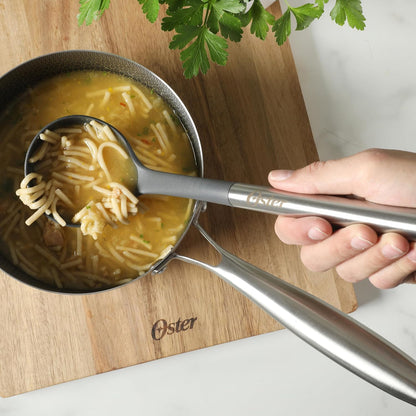 Chadswyck 7.7” Garlic Press, Stainless Steel Garlic Mincer & Crusher, Easy Squeeze, Dishwasher Safe