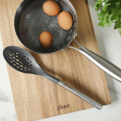 Chadswyck 7.7” Garlic Press, Stainless Steel Garlic Mincer & Crusher, Easy Squeeze, Dishwasher Safe