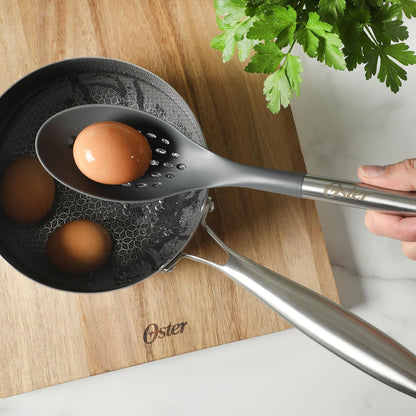 Chadswyck 7.7” Garlic Press, Stainless Steel Garlic Mincer & Crusher, Easy Squeeze, Dishwasher Safe