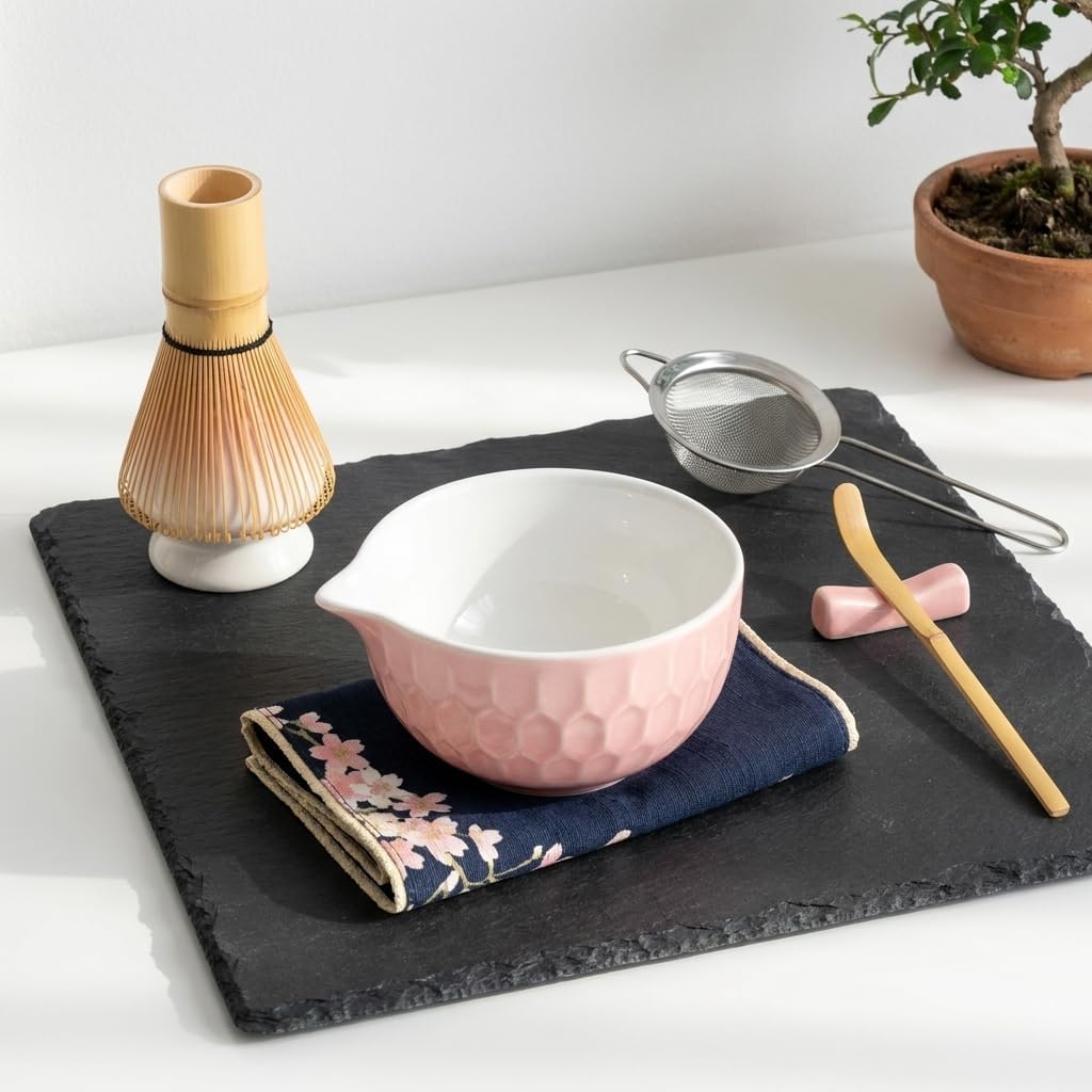 Matcha Bowl with Spout, Japanese Style Ceramic Chawan for Whisking