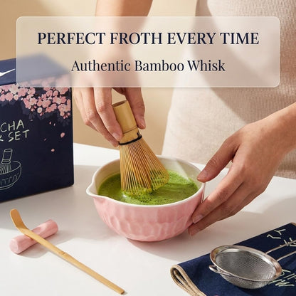 Matcha Bowl with Spout, Japanese Style Ceramic Chawan for Whisking