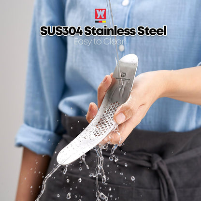 Stainless Steel Curved Garlic Presser or Cheese Grater, Curved Pressing & Grating Motion, Minimalist Design, Stylish Kitchen Essentials 205mm x 48mm / 8.07 inches x 1.89 inches