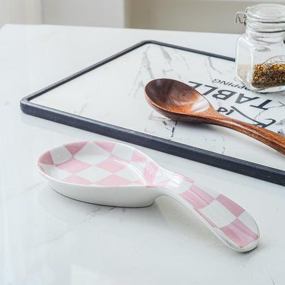 Ceramic Spoon Rest for Stove Top, Checkered Spoon Holder Utensil Rest, Cute Spoon Rests for Coffee Bar Kitchen Decor Cooking Gift for Housewarming (Black)