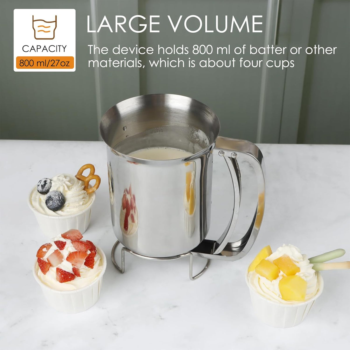 800ml Stainless Steel Pancake Batter Dispenser, Handheld Pancake Mix Dispenser, Cupcake Batter Dispenser for Baking Cake Cupcakes Crepes Waffles Pancake Kitchen Tool, Easy to Clean