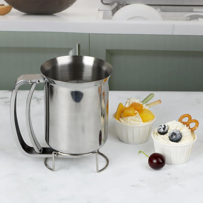 800ml Stainless Steel Pancake Batter Dispenser, Handheld Pancake Mix Dispenser, Cupcake Batter Dispenser for Baking Cake Cupcakes Crepes Waffles Pancake Kitchen Tool, Easy to Clean