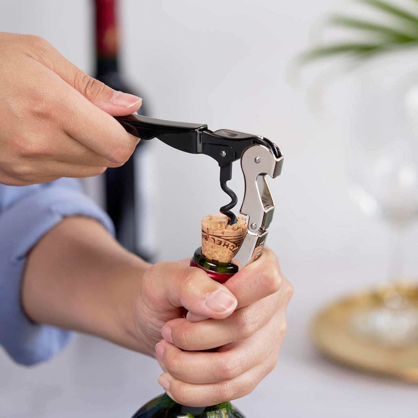 Truetap Double Hinged Waiter's Corkscrew Wine Opener, Stainless Steel Wine Bottle Opener with Built In Foil Cutter, Home Bar Tools, Bar Cart Accessories, Wedding Gifts, Set of 1, Black