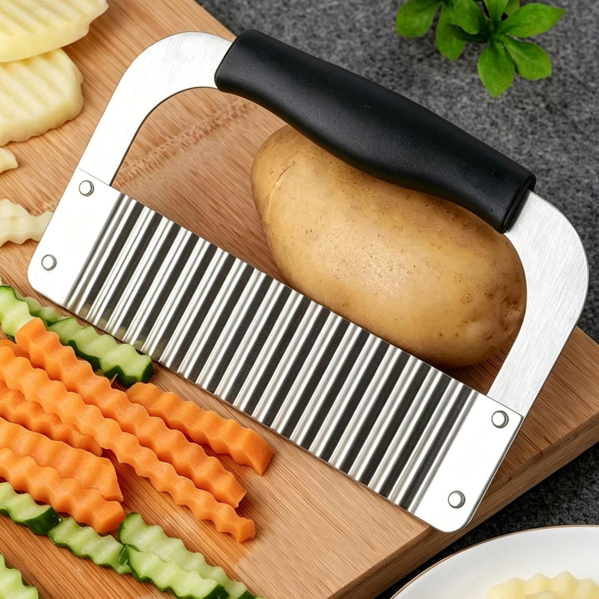 Crinkle Cutter, French Fry Cutter for Potatoes, Upgraded Stainless Steel Blade, Potato Slicer Frency Fry Crinkle Cutter Chopper Wavy Cutting Tool for Potatoes Carrots Cucumbers