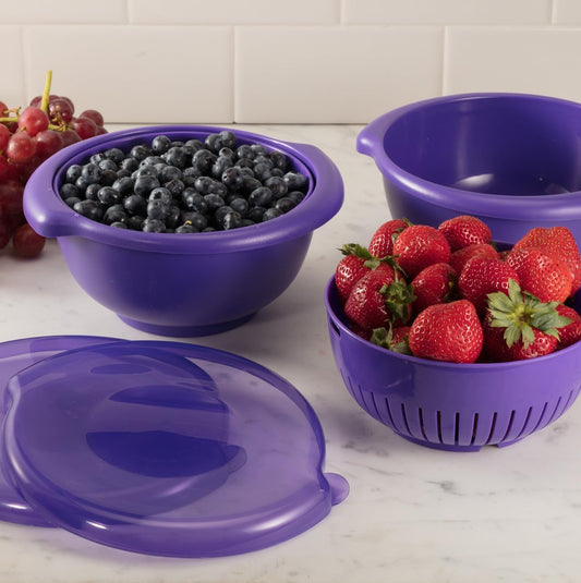 Hutzler 3-in-1 Berry Bowl Keeper, Colander & Container, Keeps Berries Fresh Longer, 1 Quart Capacity (Gray)