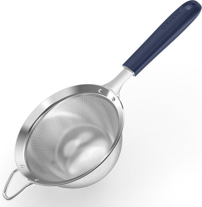 U-Taste Medium Fine Mesh Strainer: 18/8 Stainless Steel 4.73in 30 Mesh Kitchen Food Sieve with Sturdy Riveted Silicone Handle, Heavy Duty Deep Handheld Metal Colander for Rice, Quinoa, Flour (Black)