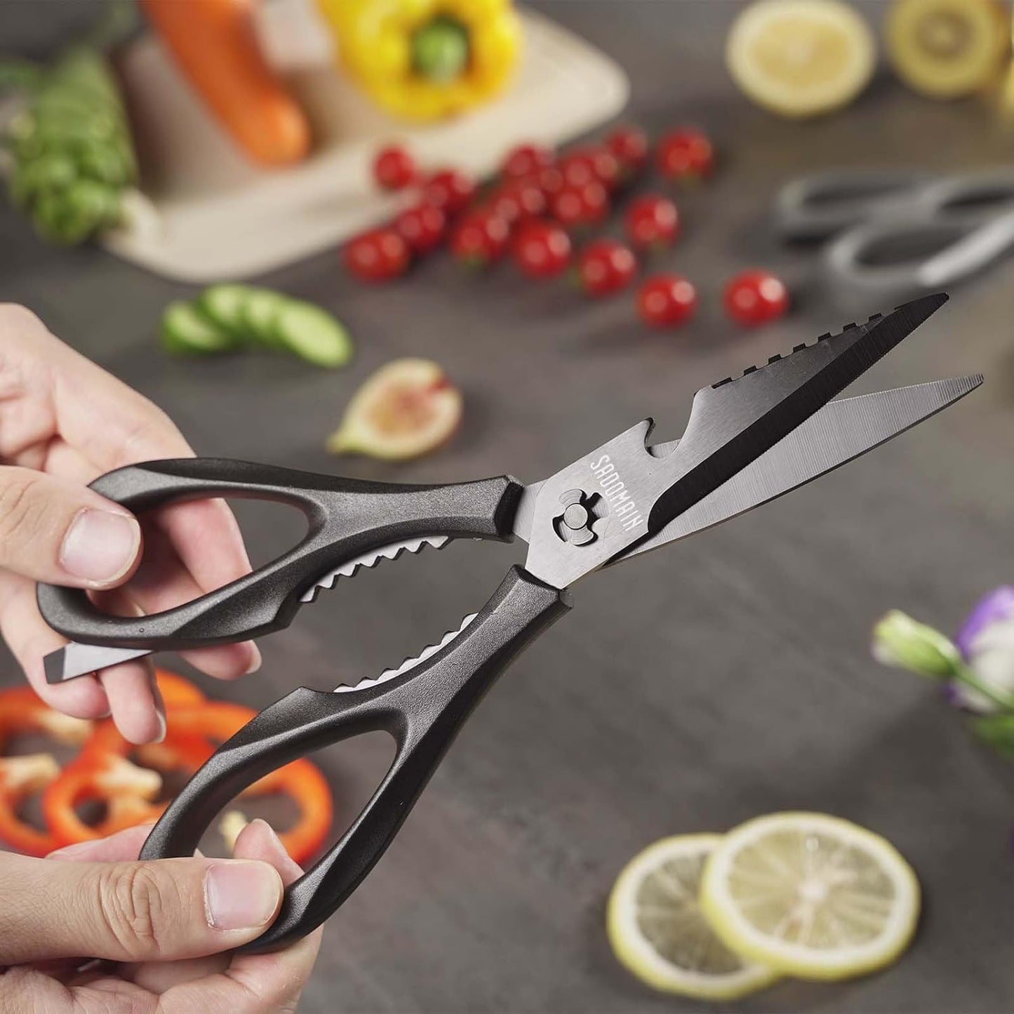 Kitchen Scissors All Purpose, Extra Sharp Kitchen Shears with Knife Sharpener & Sheath, Solid & Durable Stainless Steel Scissors with ANTI-RUST Black Titanium Plated, Dishwasher Safe - Green