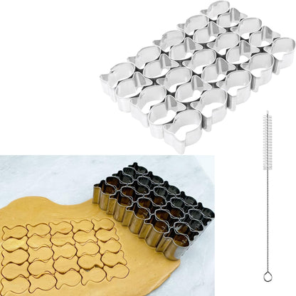 ZCZQC 25PCS Stainless Steel Mini Goldfish Cookie Cutter Set Cookie Embossing Baking Tool Pastry Non Stick Dough Tool with Cleaning Brush For DIY Creative Projects