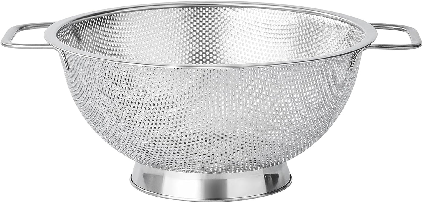 Fox Run Large Stainless Steel Colander, 5 Quart Pasta Strainer With Handles, 11” x 13.5” x 5”