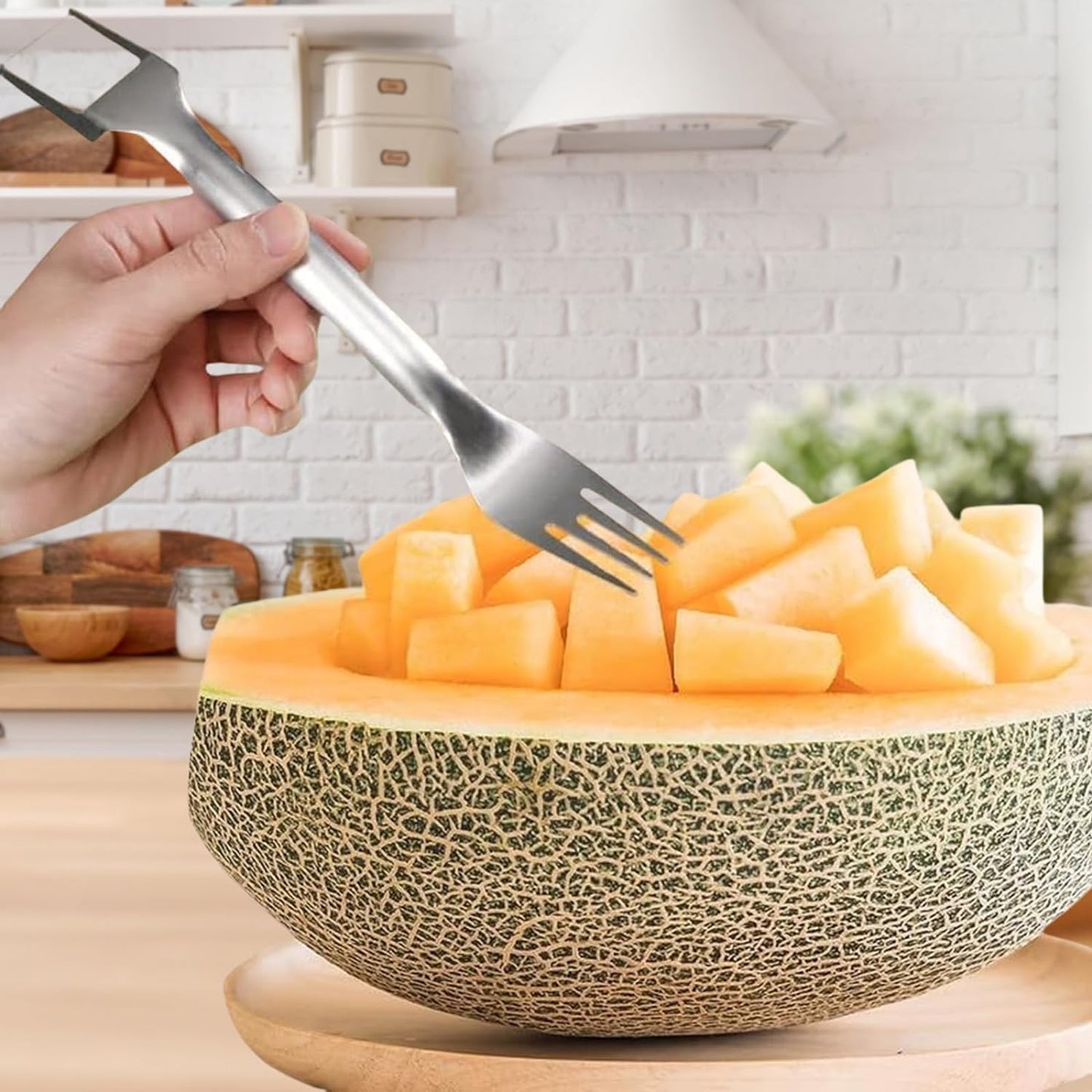 Watermelon Cutter, 2-in-1 Stainless Steel Fruit Cutter, Dual Head Watermelon Fork Slicer Tool, Summer Fruit Cutting Kitchen Gadget for Home (Round-2PCS)