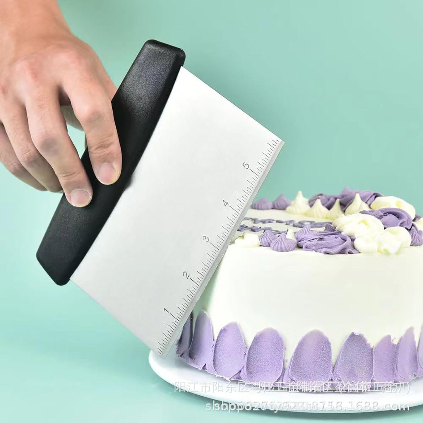 Dough Cutter, 6.6 Inch Stainless Steel Dough Scraper with Scale for Cutting of Pizza, Cake and Dough (1)