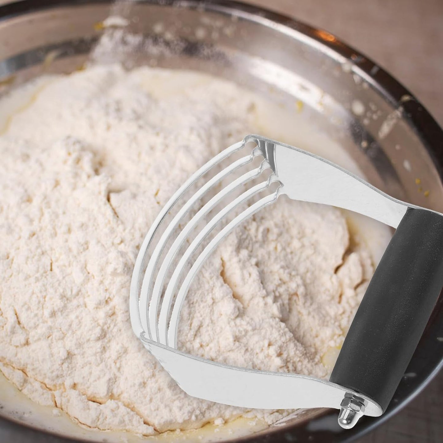 Heavy Duty Stainless Steel Dough Blender for Baking Multifunctional Pastry Cutter Tool for Mixing Cutting and Scraping Flour Manual Flour Mixer for Professional Bakers