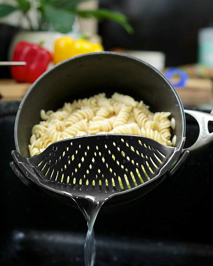 Heat Resistant Silicone Pot Strainer, Clip on Pots Pans, Pan Strainer for all Pots and Bowls - Black (LJ-ZLK-1127B1)