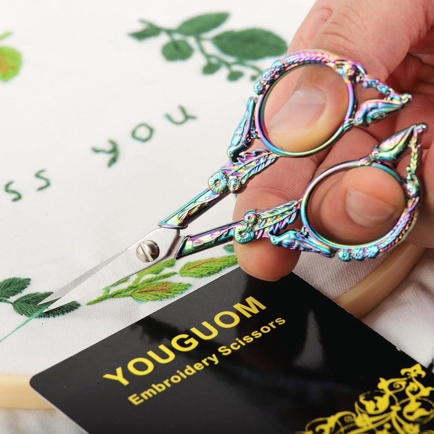 YOUGUOM Sewing Embroidery Scissors, Small Thread Scissor for Craft Artwork Needlework Yarn Knitting Detail Snips, Black Cute Bird Shears