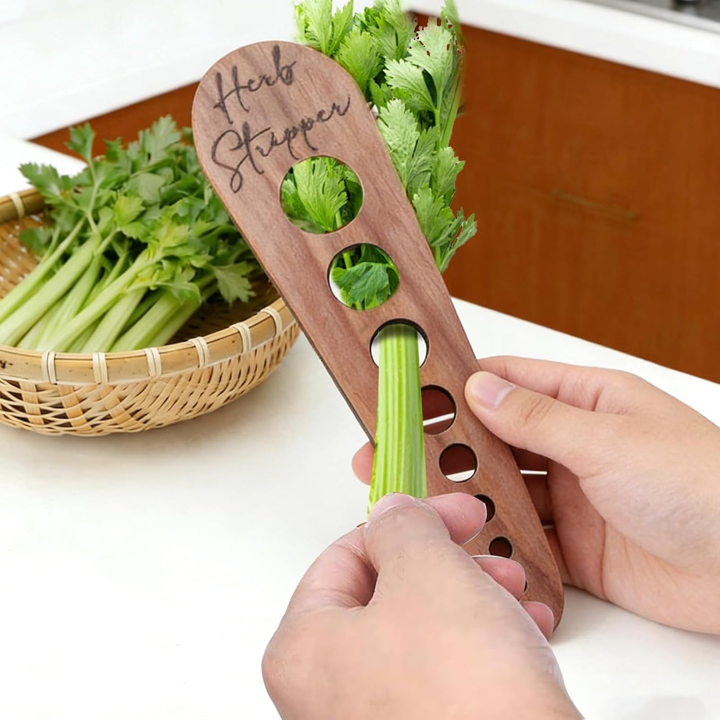 2 Pcs Herb Stripper Tool, Wooden Herb Stripping Tool, Vegetable Leaf Remover, Natural Wood Leaf Remover with 8 Hole Sizes for Herbs, Parsley, Coriander, Thyme, Rosemary