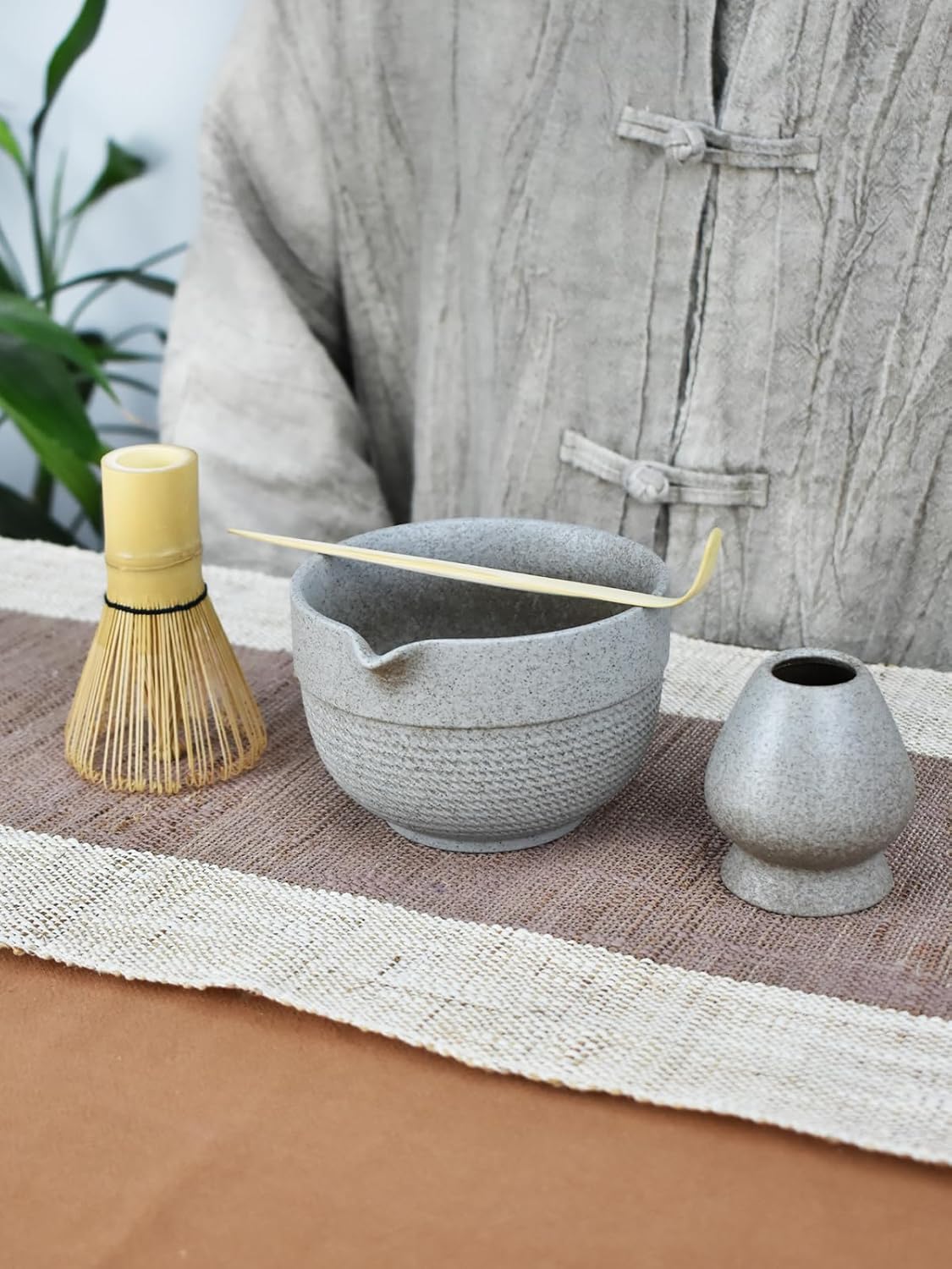 Artcome 4 Pcs Complete Matcha Ceremony Kit - Japanese Bowl With Pouring Spout, Whisk, Holder, Scoop - Tea Set for Making Usucha, Koicha and Latte (Green)