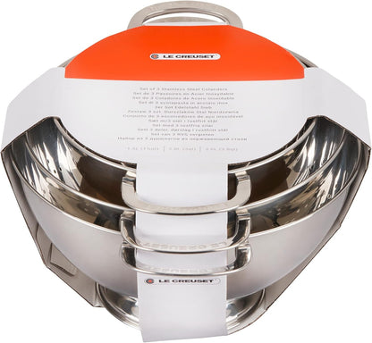 Le Creuset Set of 3 Nested Mixing Bowls w/Nonslip Silicone Base & Plastic Air Tight Lids