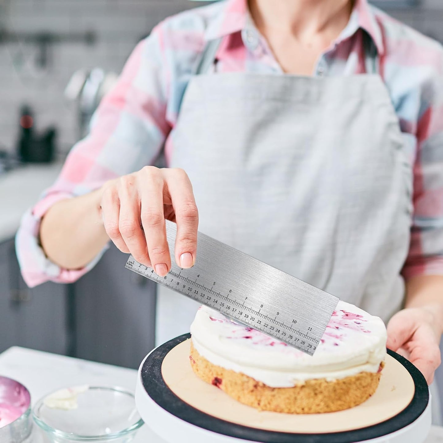 Jeffdad 12 Inch Metal Cake Scraper Smoother with Scale Stainless Steel Cake Edge Smoother Cake Decorating Comb Baking Scraper Tool for Mousse Butter Cream Cake Decoration