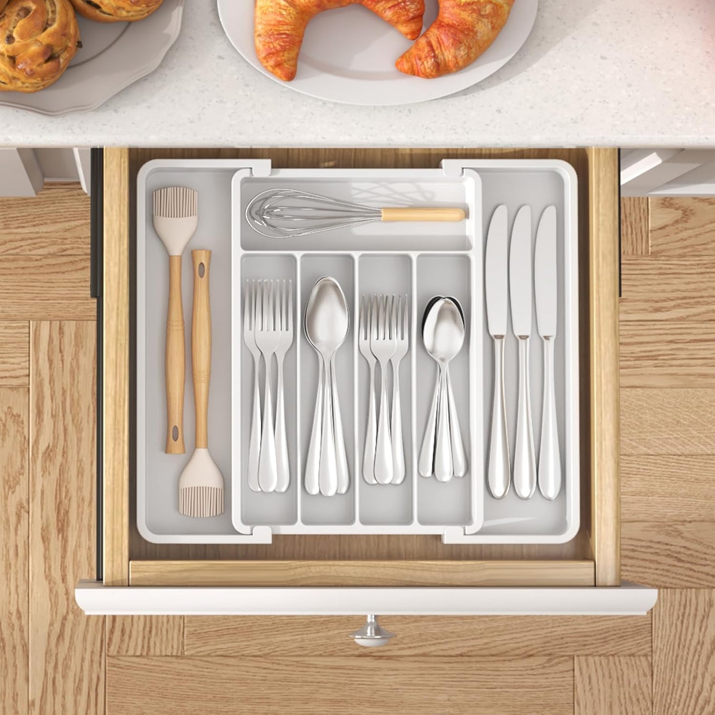 Lifewit Silverware Drawer Organizer, Expandable Utensil Tray for Kitchen, BPA Free Flatware and Cutlery Holder, Adjustable Plastic Storage for Spoons Forks Knives, 11-18 x 14", Black
