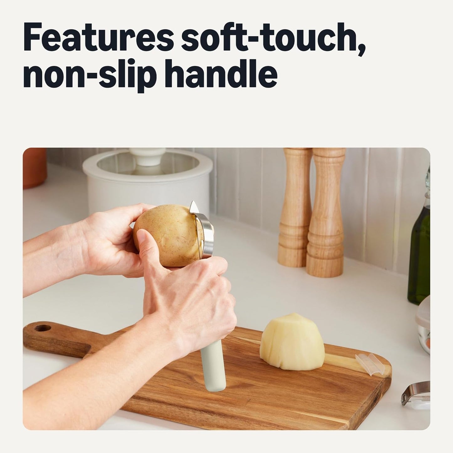 Amazon Basics Vegetable Peelers with Protective Covers, 2-Piece Set, Dishwasher-Safe, Linen Gray