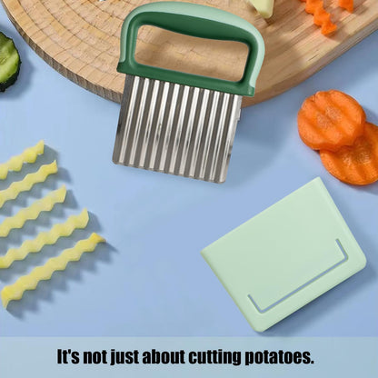 Crinkle cutter,Crinkle cutter for veggies,Stainless Steel Wave Cutter with Protective Case and Handle - Potato Chopper, Carrot Slicer, French Fry Cutter, Onion Chopping Knife (Green)