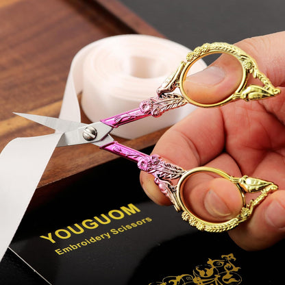 YOUGUOM Sewing Embroidery Scissors, Small Thread Scissor for Craft Artwork Needlework Yarn Knitting Detail Snips, Black Cute Bird Shears