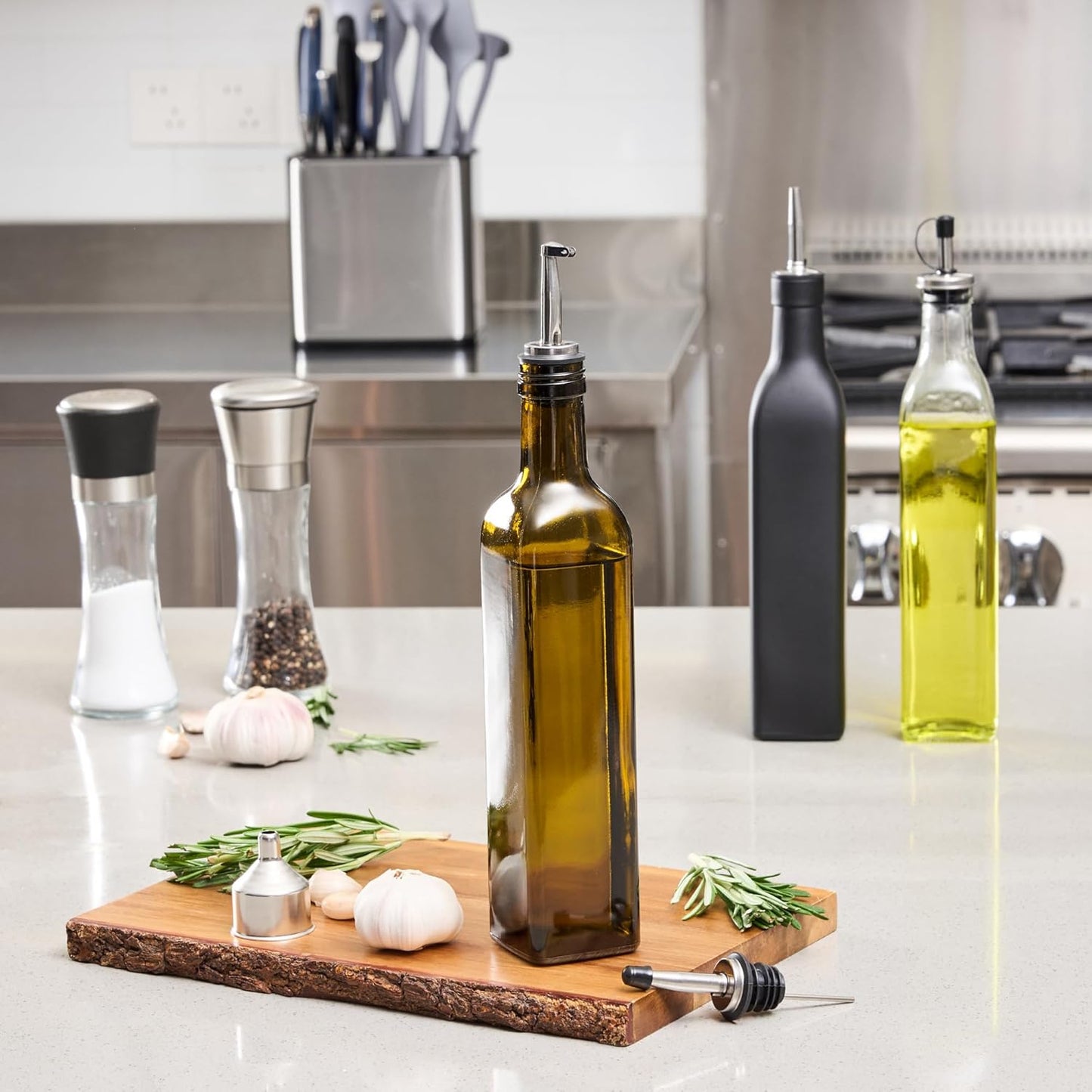 Restaurantware RW Base 16.9 Ounce Olive Oil Dispenser 1 Kitchen Oil Dispenser Bottle - With Stainless Steel Pourer Non-Leaking Black Glass Olive Oil Pourer For Cooking Or Salad Dressings