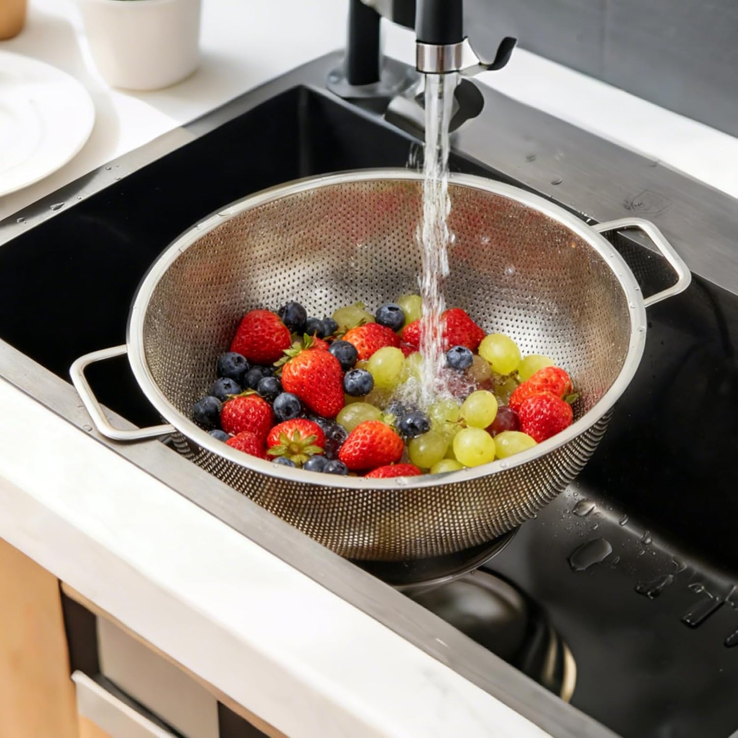 304 Stainless Steel Colander, Micro-Perforated 3-Quart Strainer with Base, Dishwasher Safe. Great for Pasta, Noodles, Vegetables & Fruits