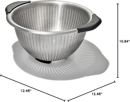 OXO Good Grips Stainless Steel Colander, 5 qt. Capacity, Strainer with Non-Slip Handles, Kitchen Colander for Pasta and Vegetables, Nesting Stainless Steel Strainer and Sieve