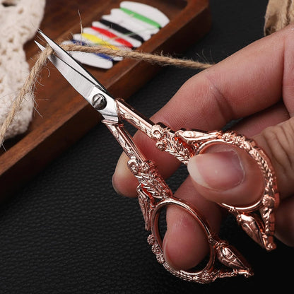 YOUGUOM Sewing Embroidery Scissors, Small Thread Scissor for Craft Artwork Needlework Yarn Knitting Detail Snips, Black Cute Bird Shears