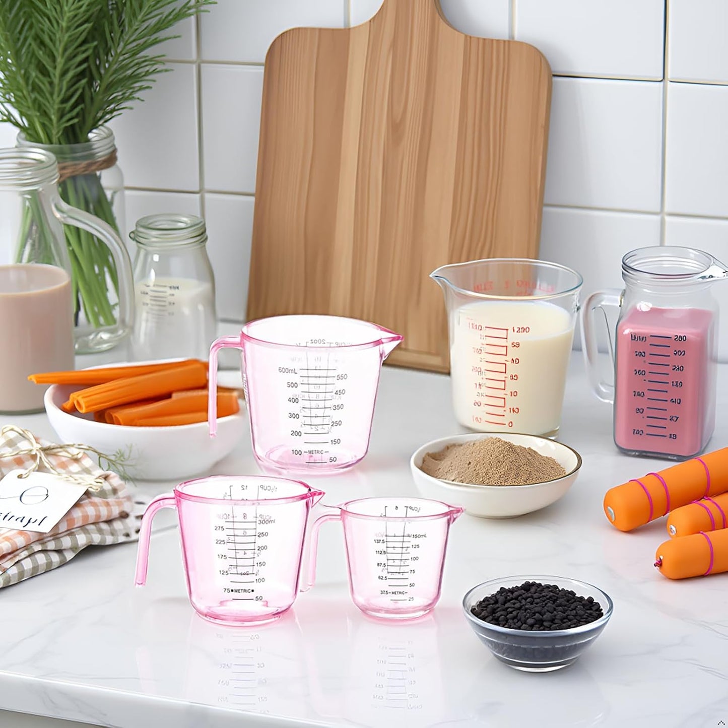 Cute Pink Plastic Measuring Cup - 3 Pack, Home Kitchen Cooking and Baking Seasoning Liquid Measuring Cups, Multiple Scale Identification, with Handle and Triangle Mouth (150ml, 300ml, 600ml)