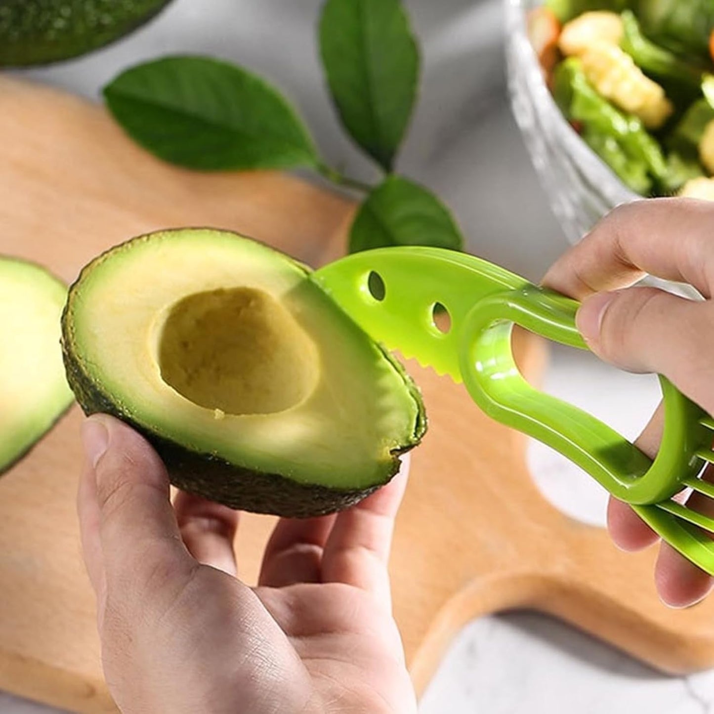 2 Pcs Avocado Slicer Tool Avocado Knife for Mashing Avocados Enucleation Making Guacamole, Green