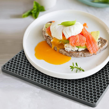 Joyhalo Trivets for Hot Dishes - Hot Pads for Kitchen, Silicone Pot Holders for Hot Pots and Pans, Silicone Mats for Kitchen Countertops, Table, Flexible Easy to Wash and Dry, Grey