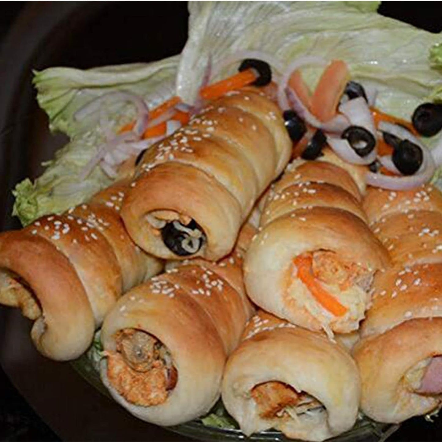 Non-stick Cream Cannoli Tubes, FantasyDay 12 Pcs Stainless Steel Baking Cones Pastry Roll Horn Croissant Mold Cannoli Shells with 1 Clean Brush - Pastry Baking Set for Christmas Cake Anniversary Party
