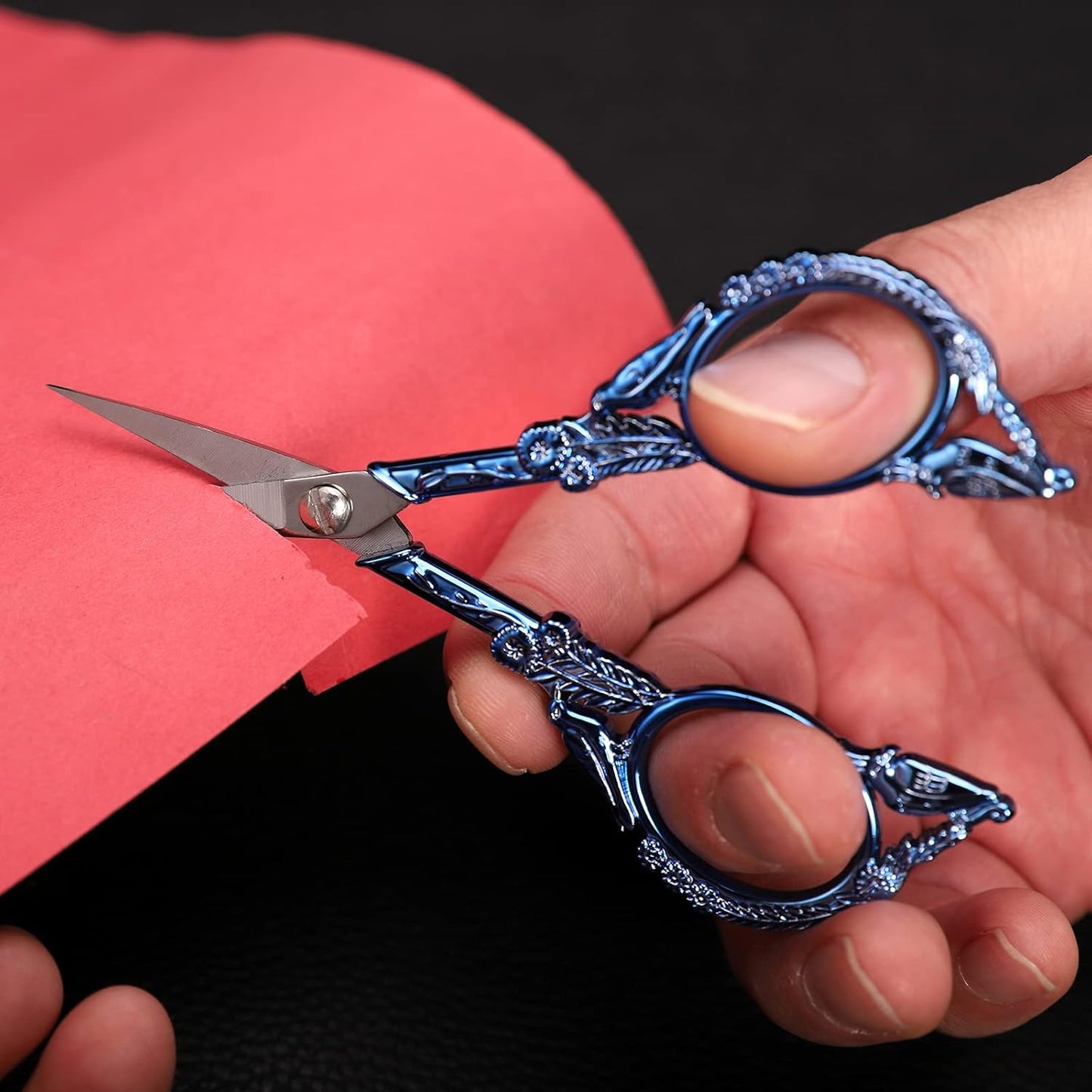 YOUGUOM Sewing Embroidery Scissors, Small Thread Scissor for Craft Artwork Needlework Yarn Knitting Detail Snips, Black Cute Bird Shears