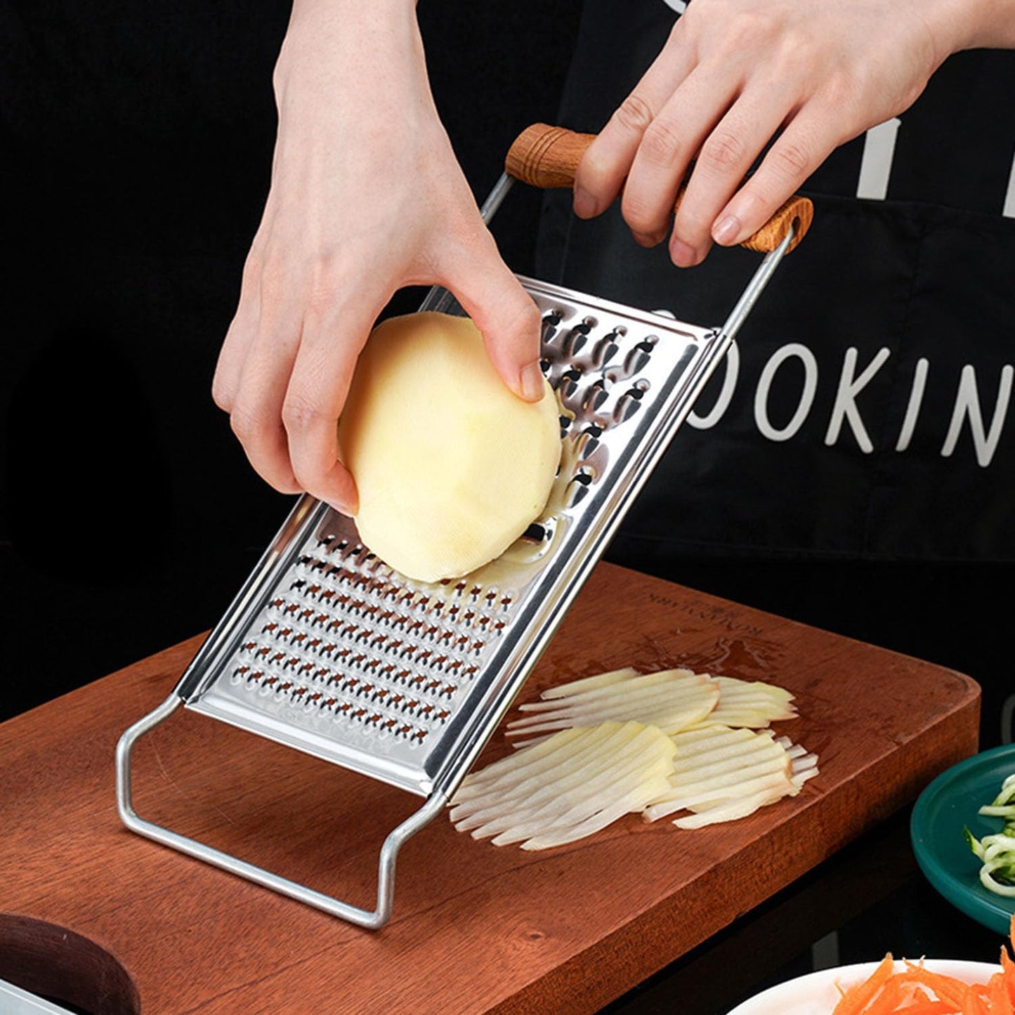 2 Pack Cheese Grater Handheld,Stainless Steel Zester Set of 2, Kitchen Flat Handheld Grater For Potato, Vegetable Chocolate, Spices,Carrot, Butter,Parmesan Cheese（Coarse Grater&Fine Grater）