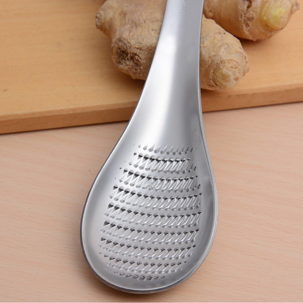 Stainless Steel Ginger Grater Spoon Lime Lemon Zester Cheese Grater Wasabi Ginger Stainless Garlic Press Grinding Gadget