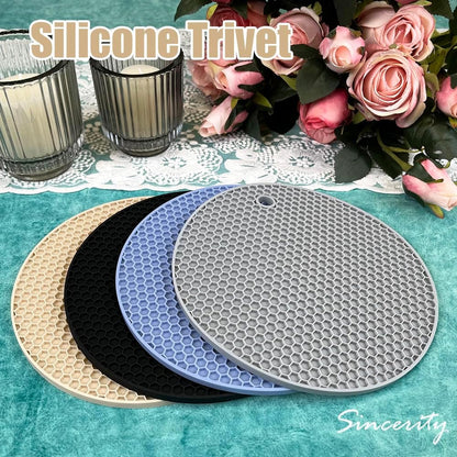 4 Pieces Silicone Trivet Mats, Pot Holders, Kitchen Tools, Heat Resistant Non-Slip Durable Pads for Dishes, Bowls, Jar Opener, Easy to Wash and Dry Pan Cushions (Beige)