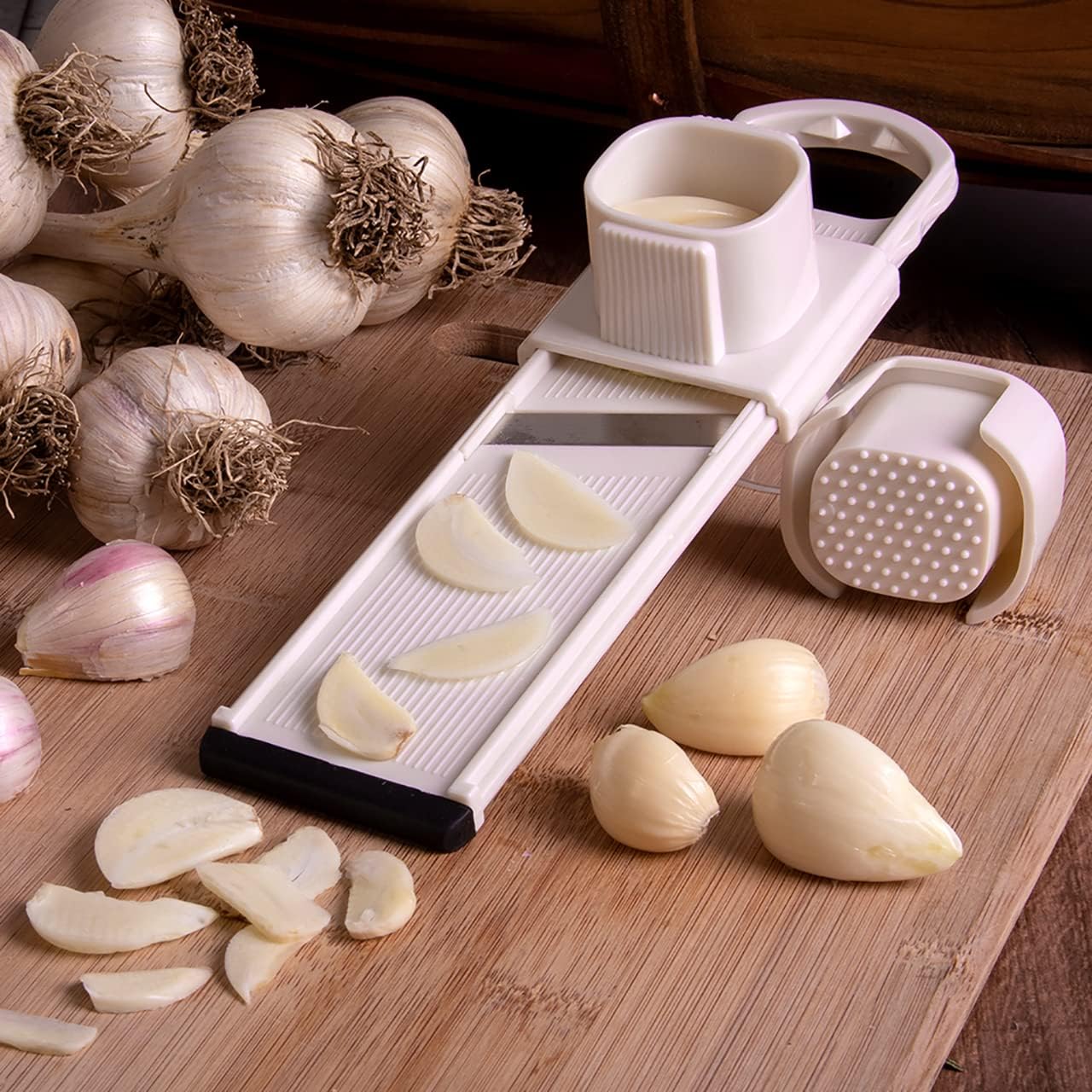 Hutzler Mini-Mandoline Garlic Slicer/Shredder, Turquoise