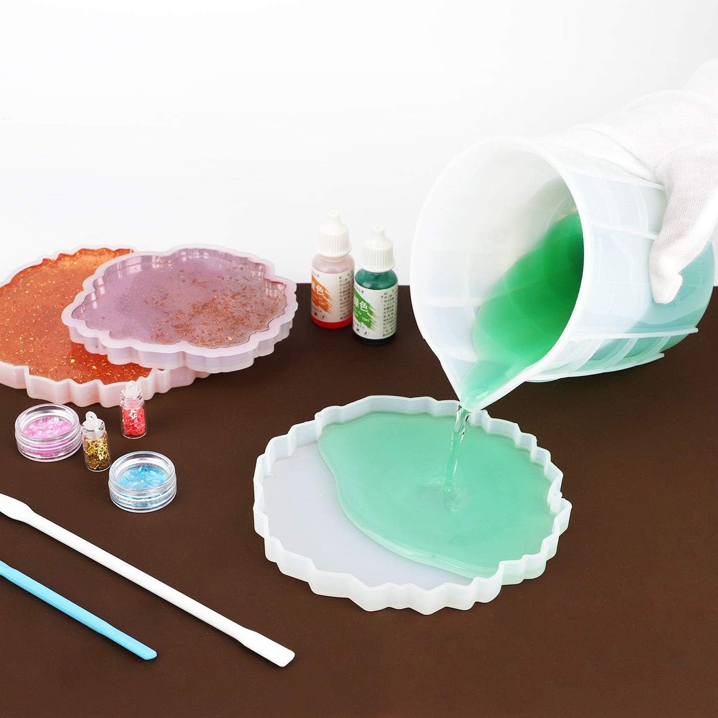 Gartful 250ml Silicone Measuring Cups, 4 PCS Large Nonstick Reusable Silicone Mixing Cups Durable Easy Clean for Epoxy Resin, Casting Molds, Stain Jewelry Making, Waxing, DIY, Art, Craft