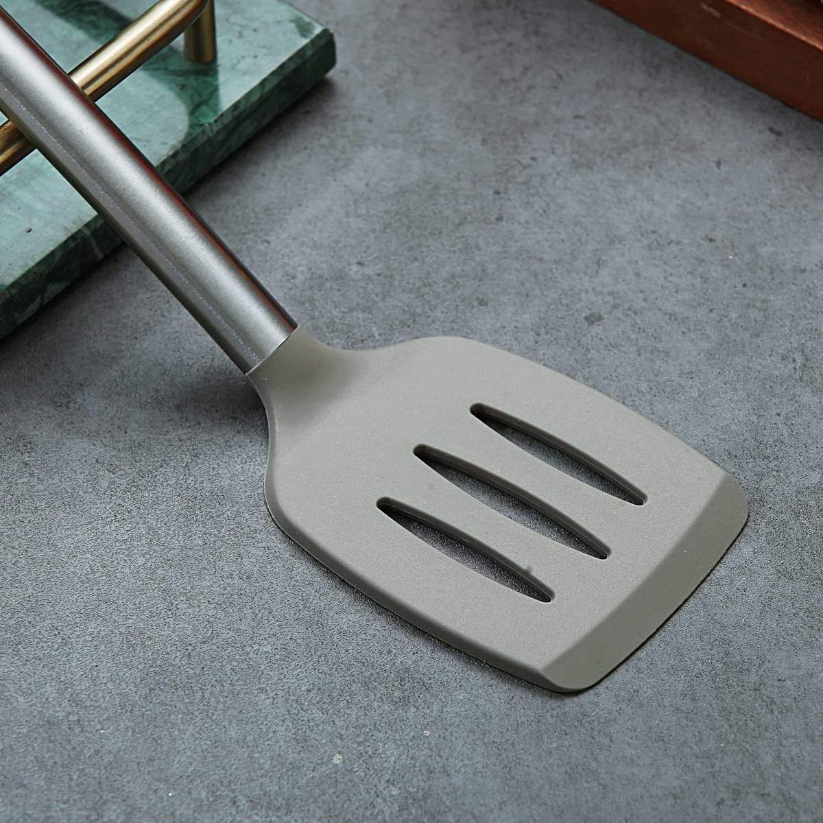 Berglander Skimmer, Non-stick Silicone Strainer, Kitchen Cooking Skimmers For Non-Stick Cookware, Dishwasher Safe, Easy to Clean