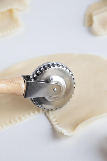 Fox Run 5542 Pastry Wheel Crimper and Cutter, Stainless Steel 1 x 2.75 x 6.5 inches