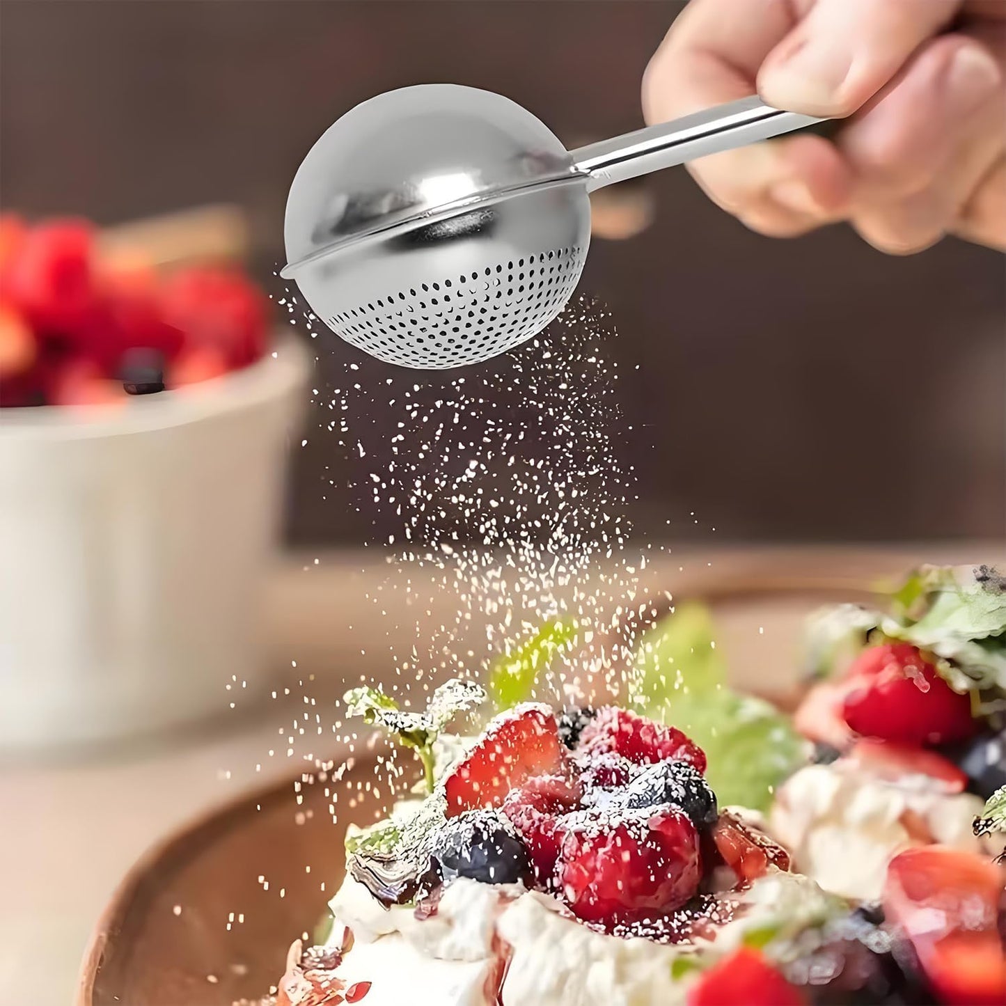 Powdered Sugar Shaker Duster Flour Sifter, Stainless Steel Fine Mesh Sifter and Operated Handle Flour Duster for Baking Sugar Tea Spices Strainers