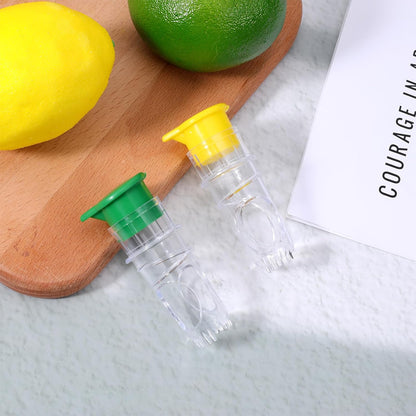 4 Pcs Lemon Squeezer, Manual Lemon Juicer Portable Heavy Duty Plastic Lime Juicer Easy to Clean Lime Squeezer Bar Tool for Cocktails Cooking Drinks