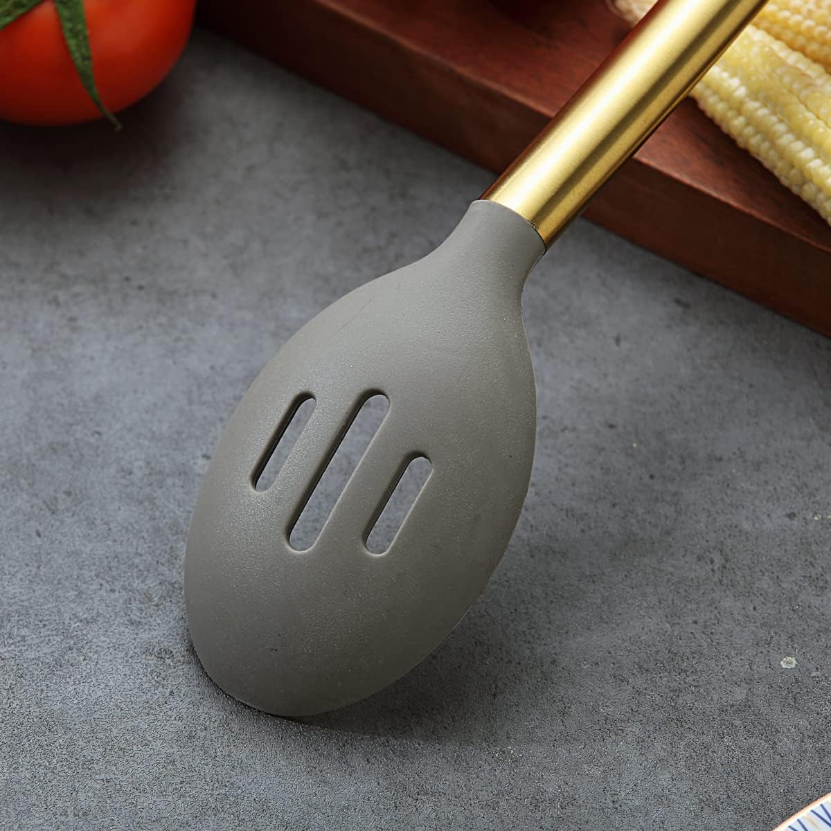 Gold Basting Brush, Berglander Non-stick Silicone Kitchen Brush For Cooking With Titanium Gold Plating Handle, Barbeque Brush, Pastry Brush, BBQ Brush, Dishwasher Safe, Easy to Clean