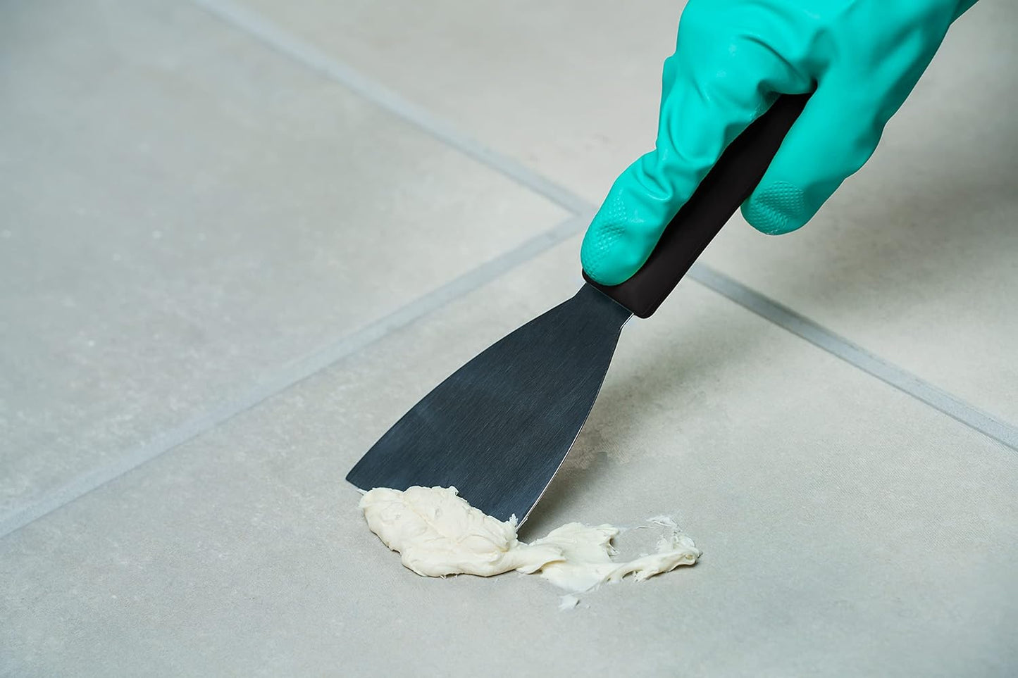 SPARTA Steel Handheld Scraper Kitchen Scraper Tool with Food-Safe Plastic Handle for Griddles, Pans, Pots, and Cutting Boards in Commercial Settings, Stainless Steel, 3 Inches, Pink