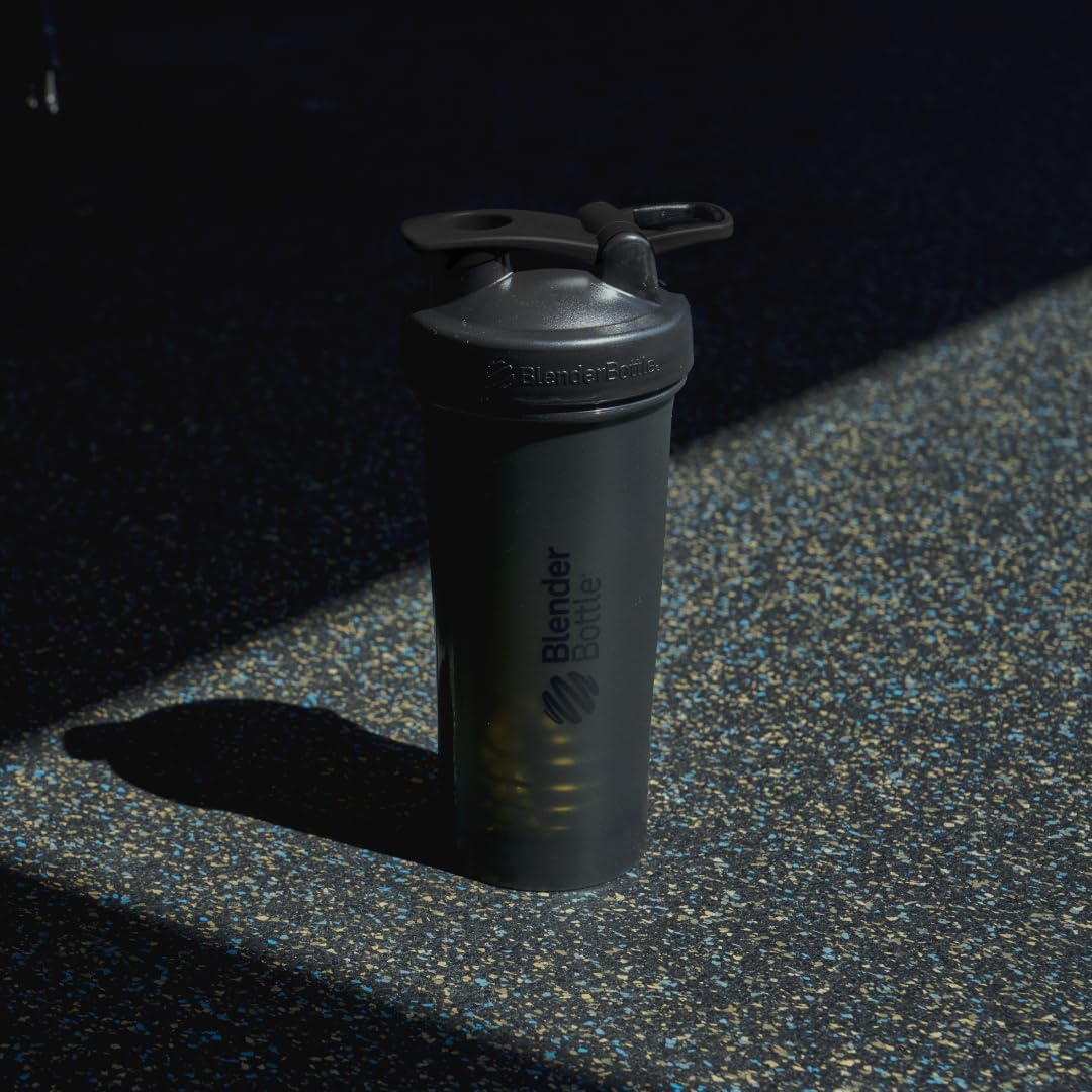 BlenderBottle Classic V2 Shaker Bottle Perfect for Protein Shakes and Pre Workout, 28-Ounce, Clear/Black